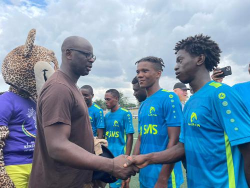 IXè Jeux de la francophonie : l’ambassadeur Lilian Thuram s’entretient avec les jeunes talents